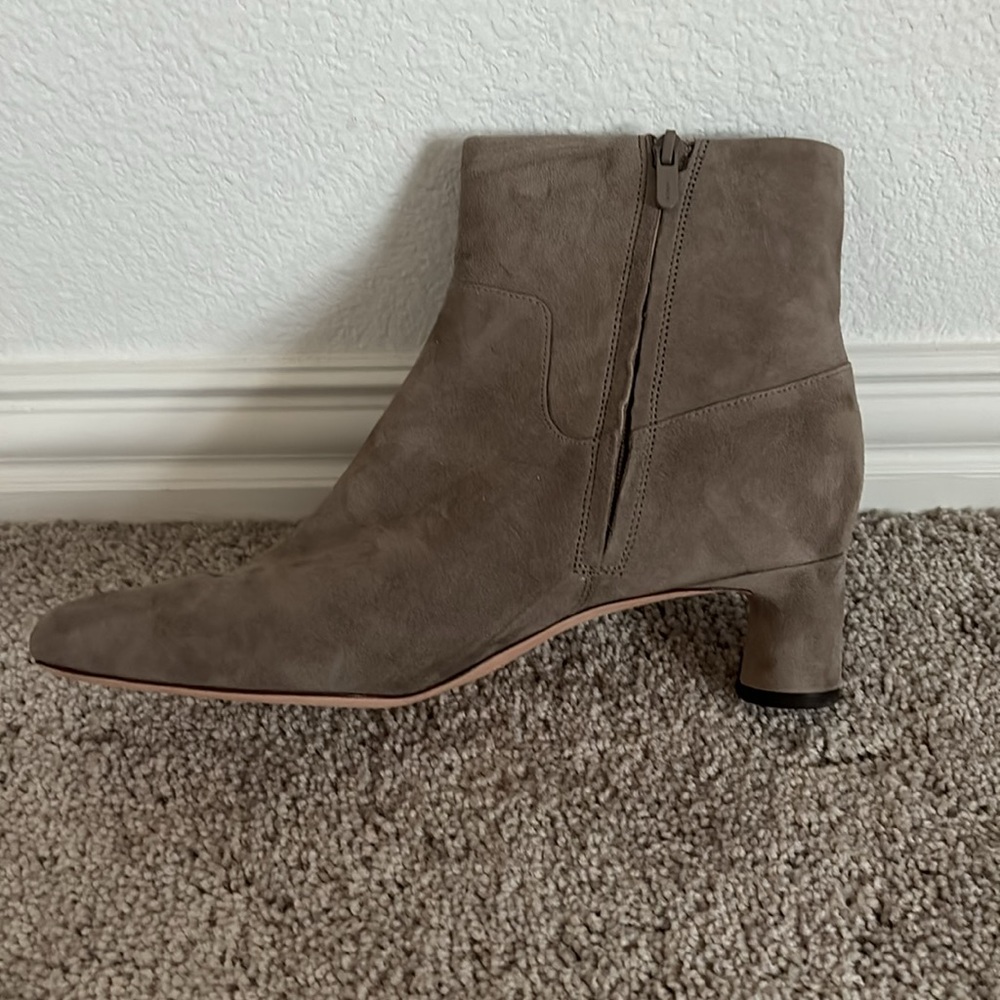 Vince "Hilda" smooth calf leather ankle booties - Picture 10 of 11